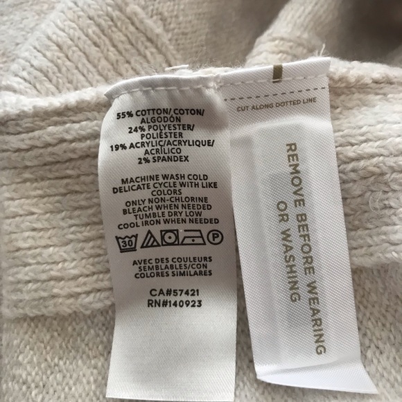 NWT LOFT Cream Turtleneck w/ Kangaroo Style Pockets Size XS - Picture 4 of 4